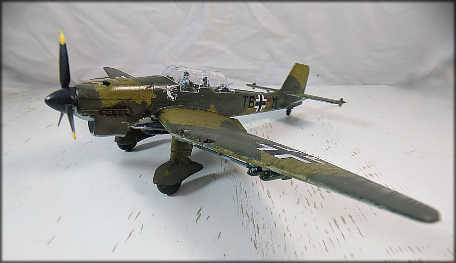 Junkers Ju-87 B STUKA